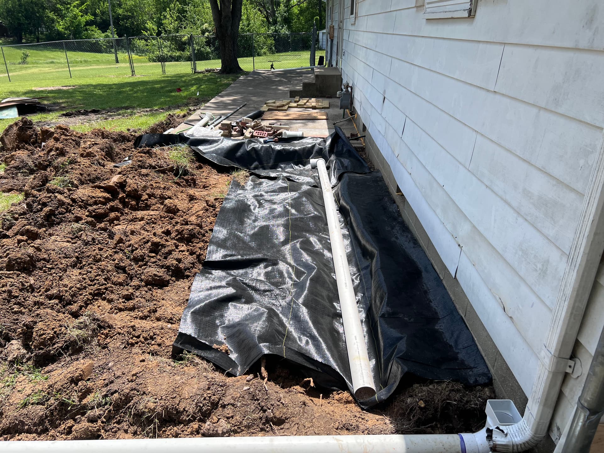 Gallery photos for Foundation Drainage and French Drain Install in Edwards County: Image #1