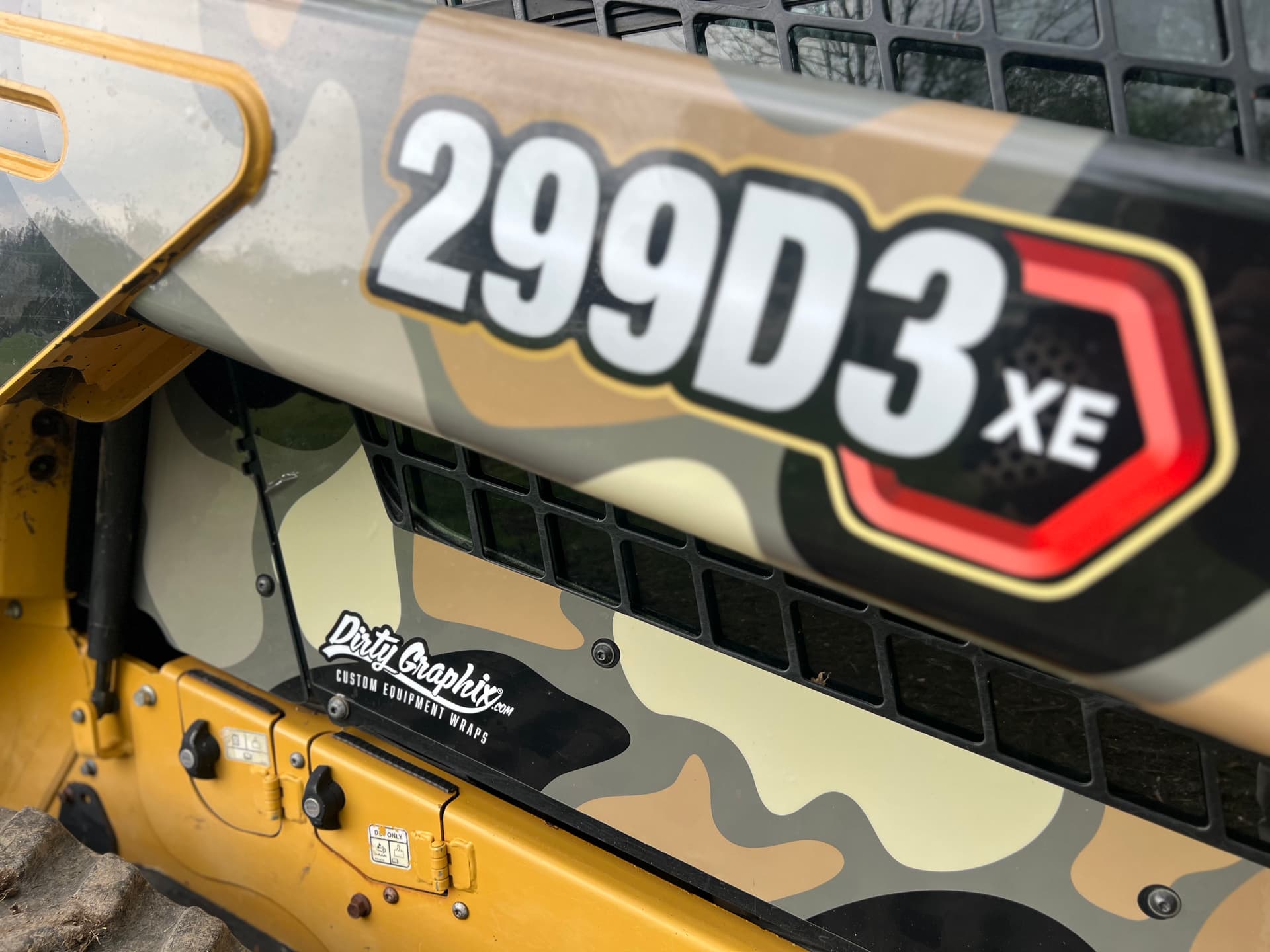 Gallery photos for The Cat 299D3 XE Just Got a Serious New Look: Image #1