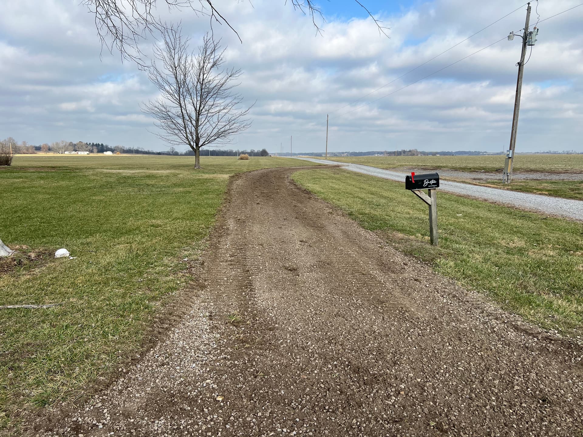 Gallery photos for Fresh Driveway Finish for a Rural Retreat: Image #3