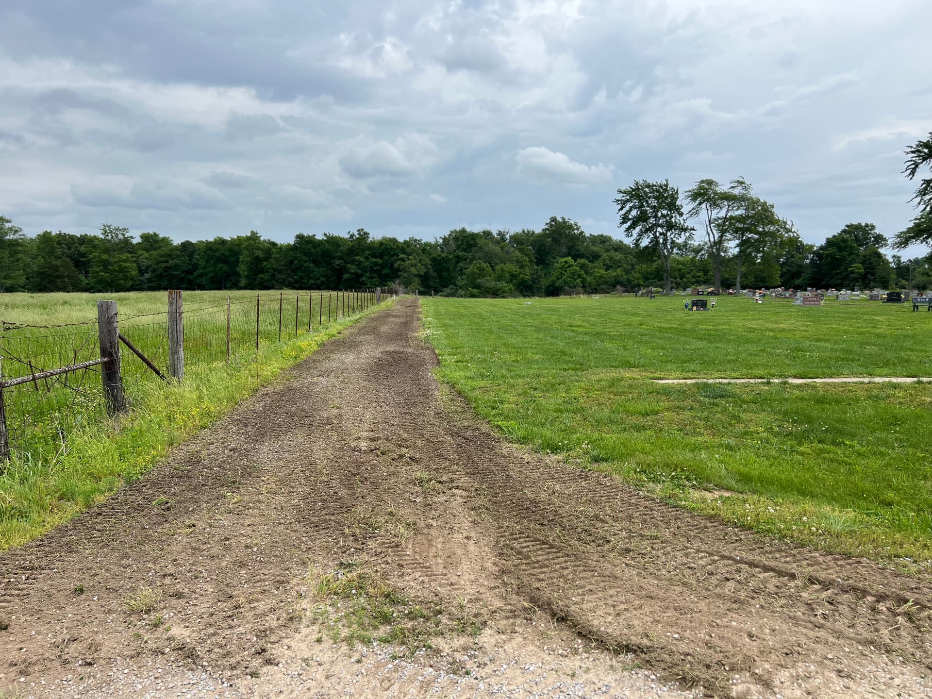 Gallery photos for Drive Lane Reconditioning at Pin Oak Cemetery in Wayne County: Image #3